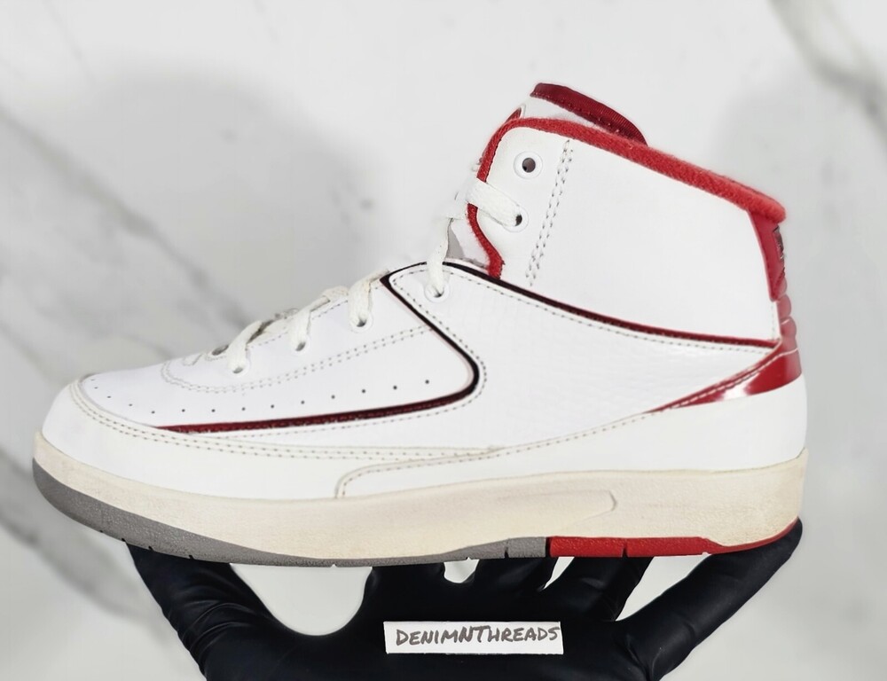 Nike Air Jordan 2 Retro Chicago Bulls BP Little Kids Shoes  2.5Y 2013 OG Vintage